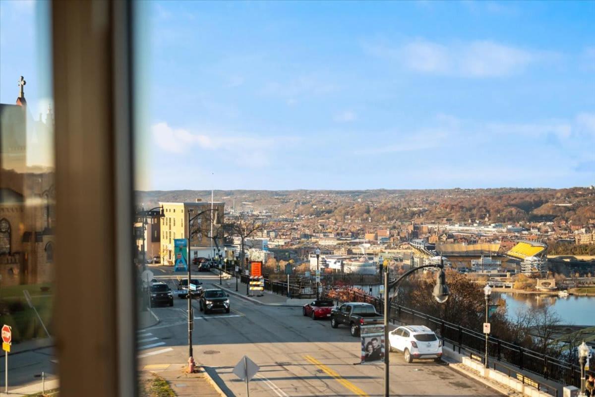 Skyline At Your Door - Studio With A View Pittsburgh Exterior photo